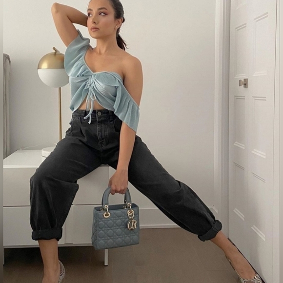 Zara Ruffle Top - Picture 4 of 7